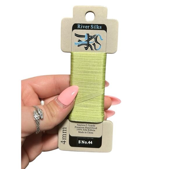 Lot of 17 River Silks 4mm Silk Ribbon Embroidery Needlework Assorted Colors - Picture 8 of 12